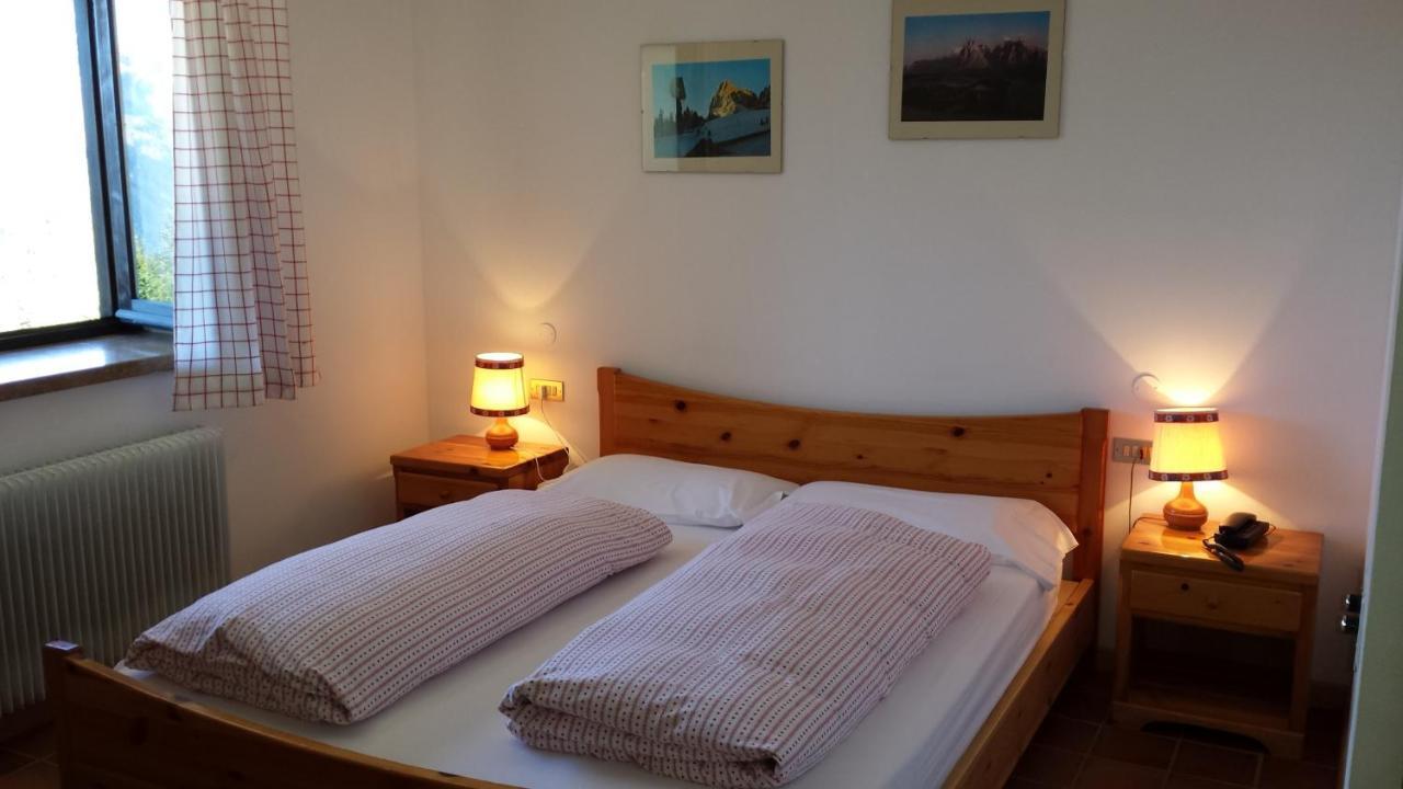 Hotel Garni Gonzaga Canazei Pokoj fotografie